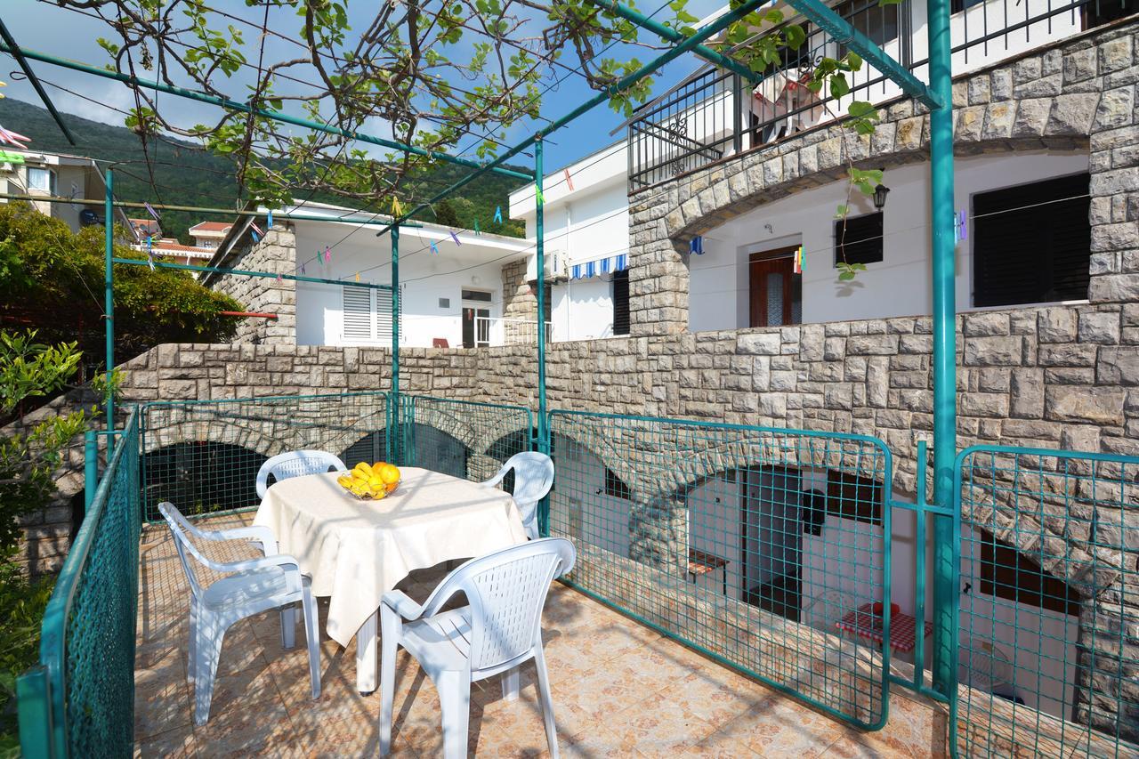 Apartments Jovana Petrovac 외부 사진
